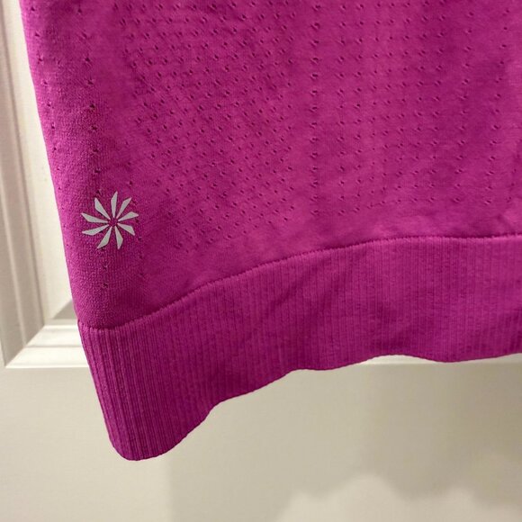 Athleta M Purple Perforated Mesh Athletic Tee Breathable Short Sleeve - Picture 7 of 7